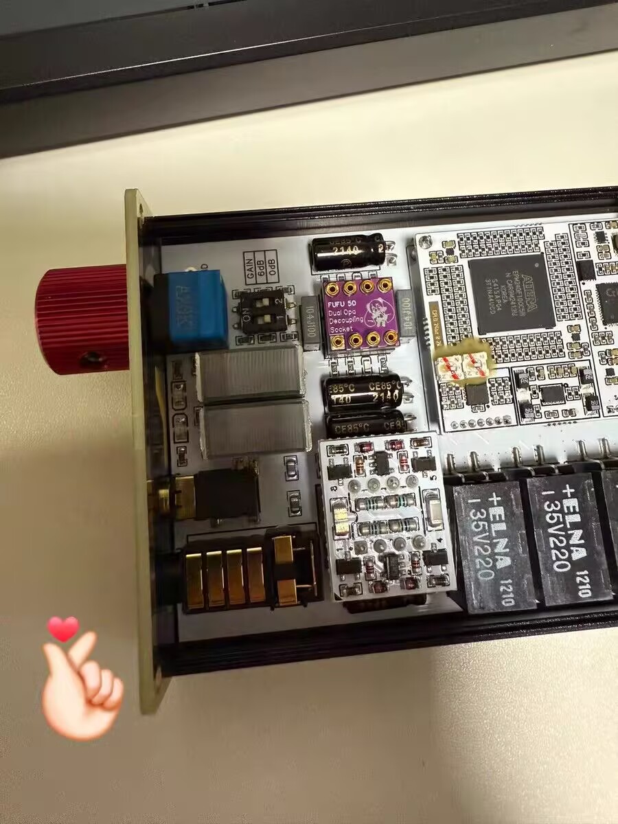 Portable R2R decoding headphon - đánh giá và giá Headphone Amplifier