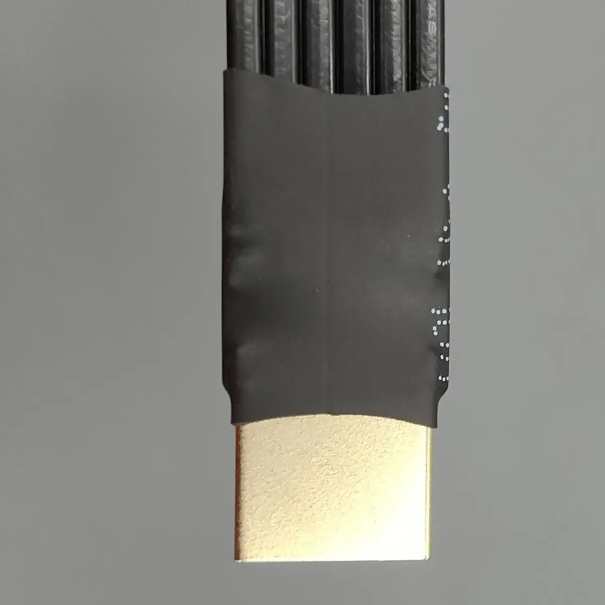 ADT New 24P HDMI-2.1 Type A-A  - đánh giá và giá Ribbon Microphone
